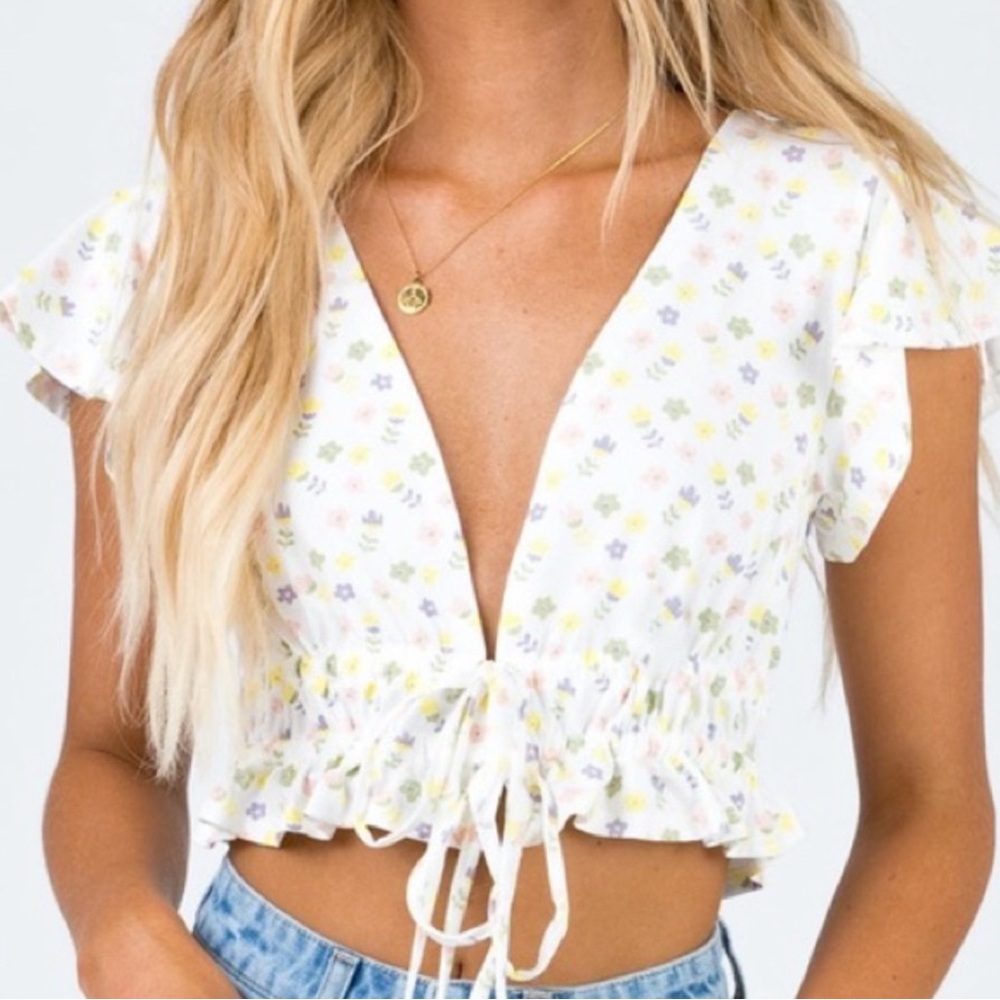 Princess Polly Olly Tie Front Floral Crop Top White Ruffle Blouse Size US 4 NWT